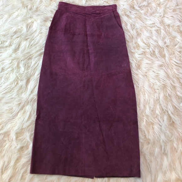 Jacqueline Ferrar Dresses & Skirts - Vintage Jacqueline Farrer purple leather skirt 💜